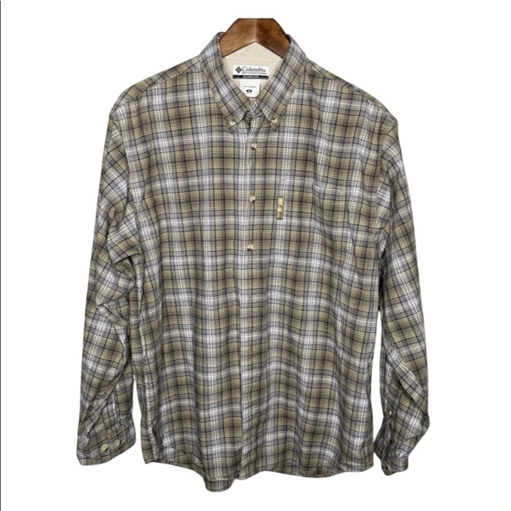 Columbia 100% Cotton Plaid Button-Down Short Size Medium